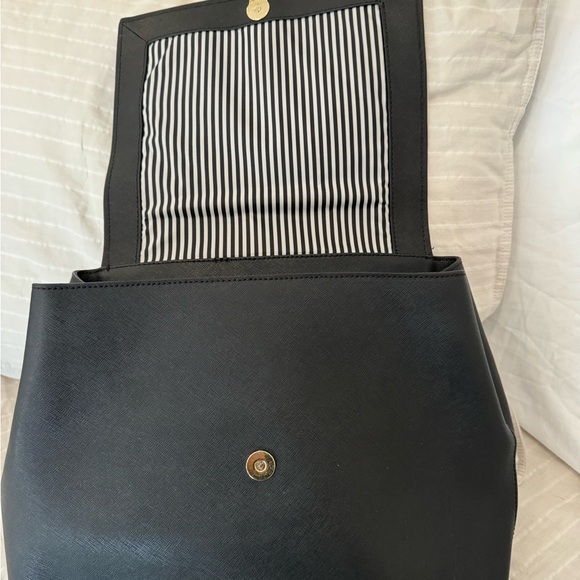 KATE SPADE backpack, black. - Picture 3 of 5